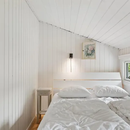 Stig - 1-1km From The Sea By Interhome Hornbaek