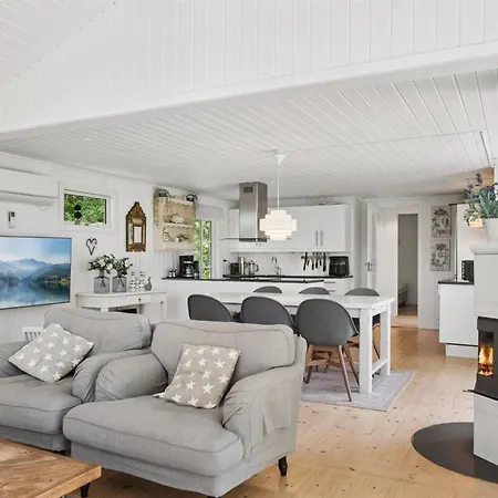 Stig - 1-1km From The Sea By Interhome *