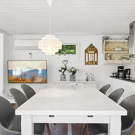 Stig - 1-1km From The Sea By Interhome