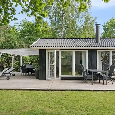 Nyaraló Stig - 1-1km From The Sea By Interhome Hornbæk